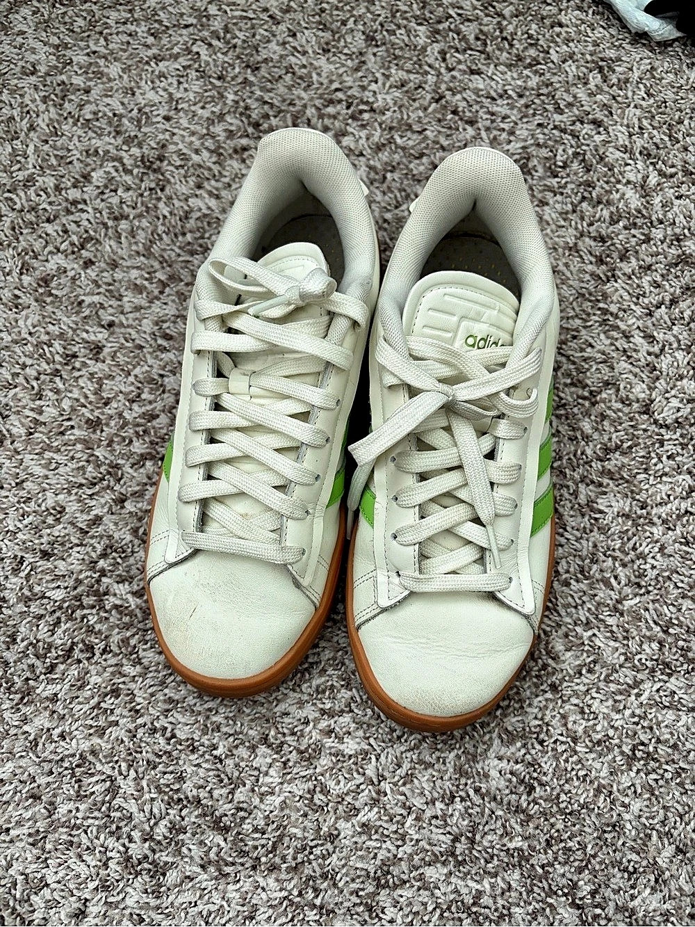 Adidas Grand Court 2.0 Green Gum Sole Sneakers Women’s 7